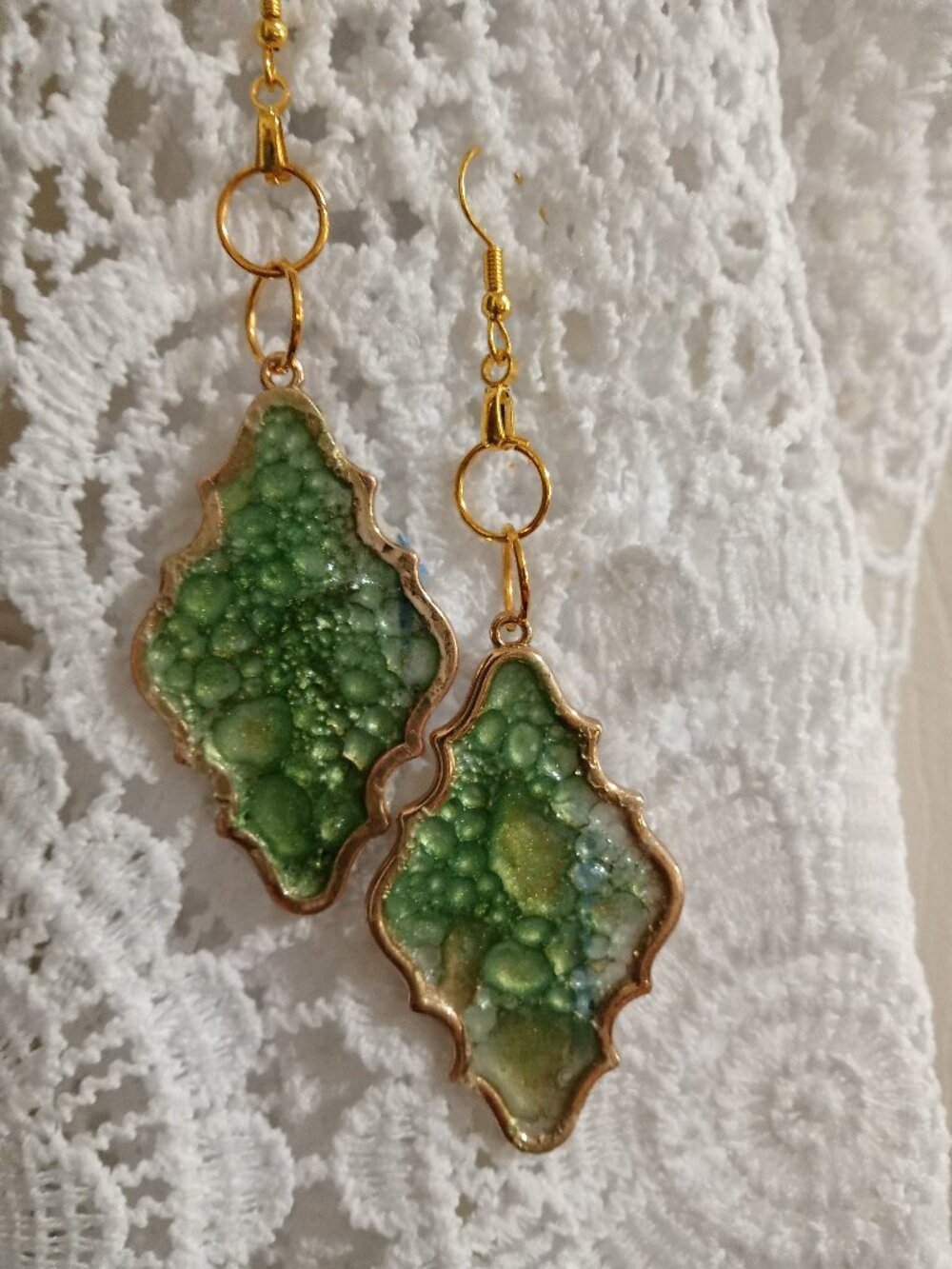 RESIN EARRINGS